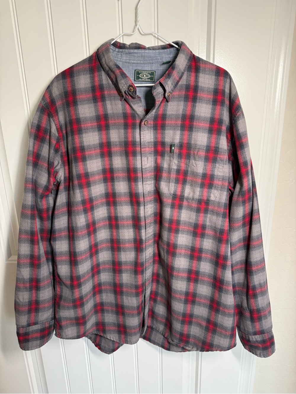 G.H. Bass & Co. Gray and Red Plaid Button-Down Shirt